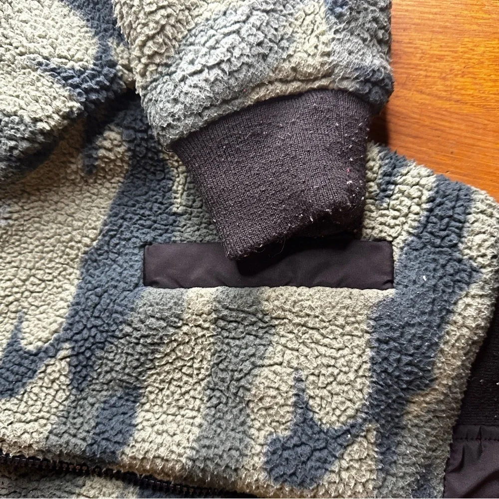 Abercrombie Kids Quilted Reversible Jacket - Black and Camouflage